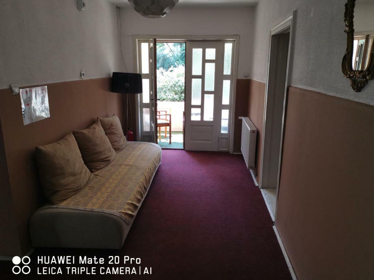 Enjoy Hostel Cluj-Napoca Luaran gambar